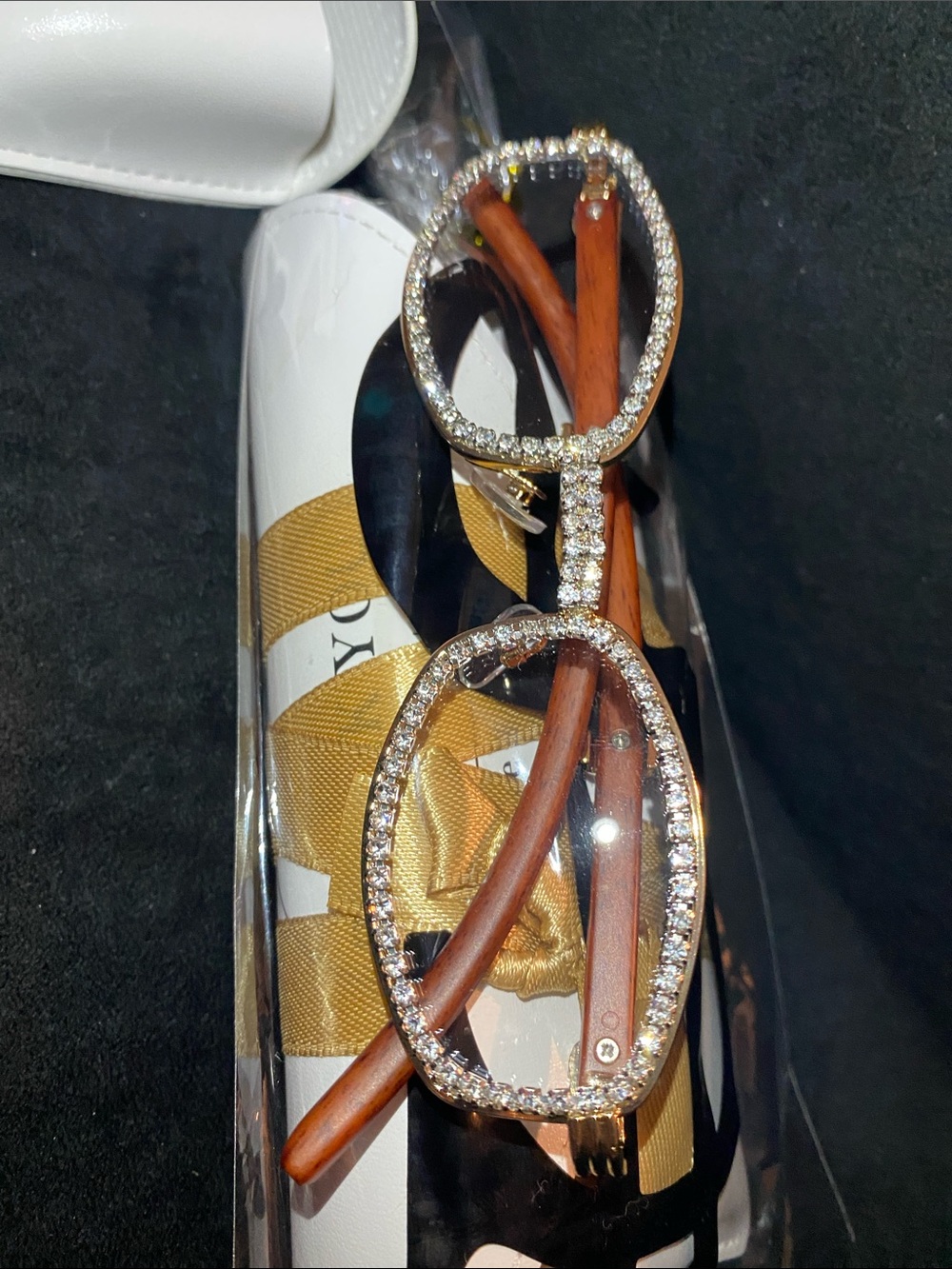 Iced glasses lab diamond stones